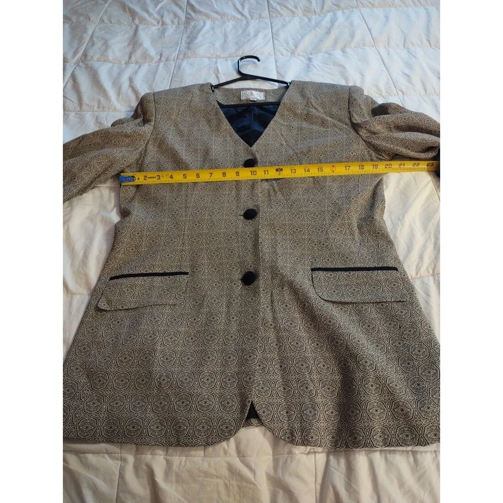 Casual Corner Dress Jacket Size 14 Gray Black Accent Button and Pocket Trim - Picture 5 of 8